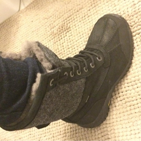 UGG Adirondack Snow-boots Size 9 - Picture 8 of 8